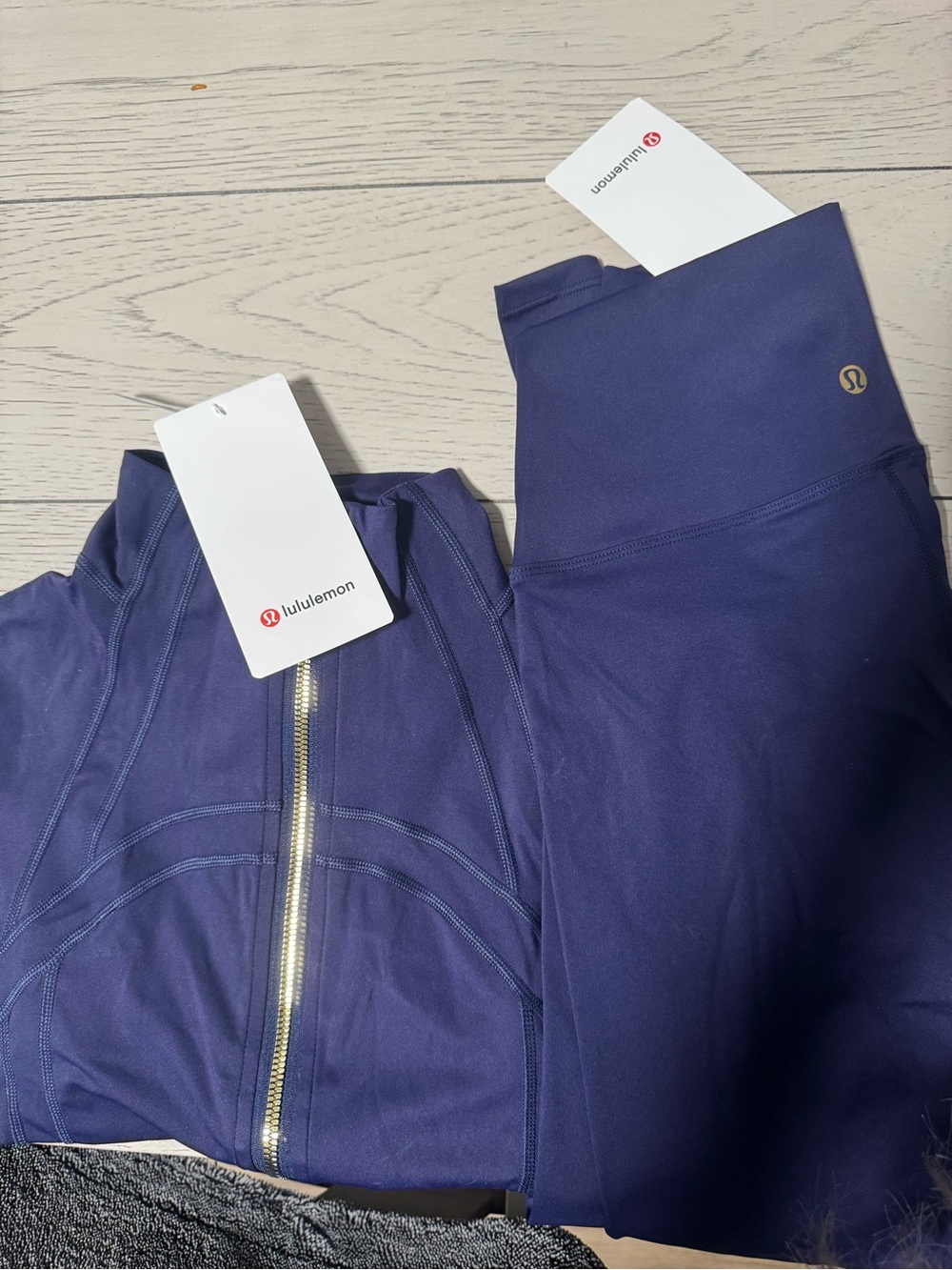 lululemon athletica Women's navy blue Zip Jacket with Gold Accent & full legging
